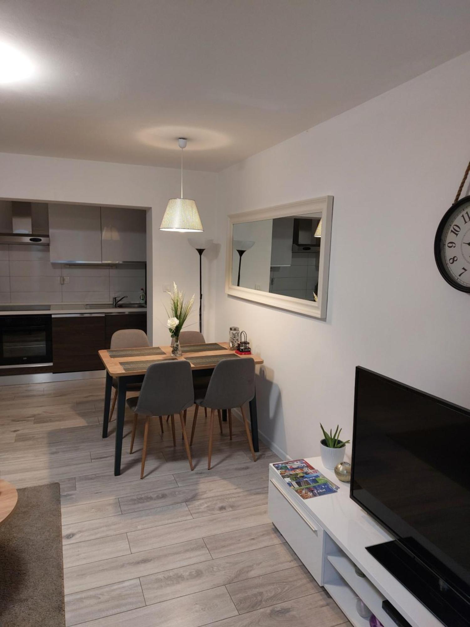 Two Bedroom Apartment 卡斯塔 外观 照片